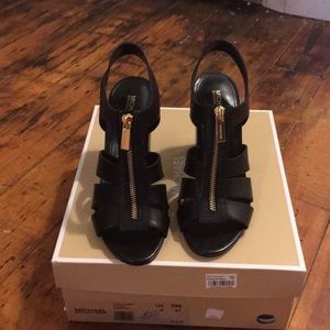 NIB ~ Michael by Michael Kors Damita Sandal